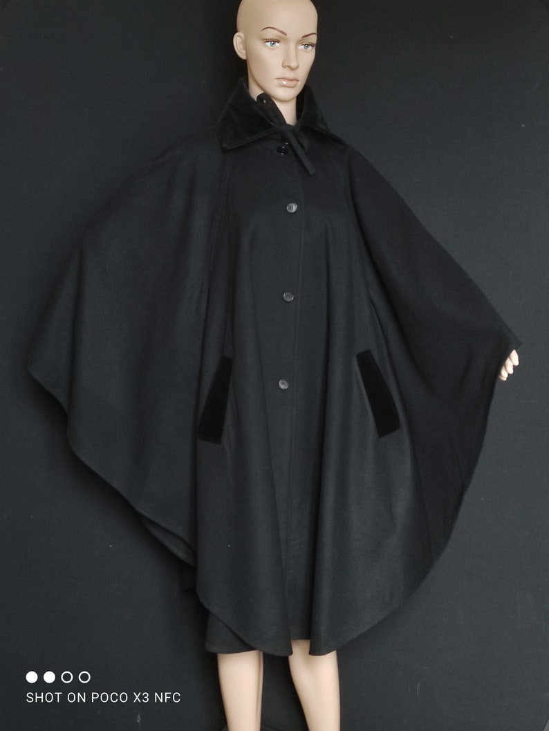 TED LAPIDUS black wool cape vintage 80s size 38/40FR image 2