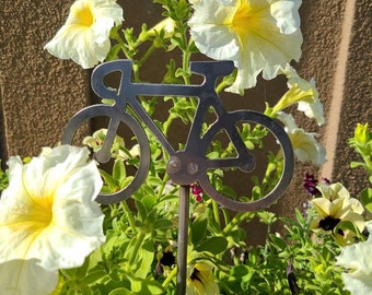 Bicycle Metal Garden Stake, Rusty Garden Art Decor Cyclist Gift, Yard Art, Garden Stake, Outdoor Metal Sign