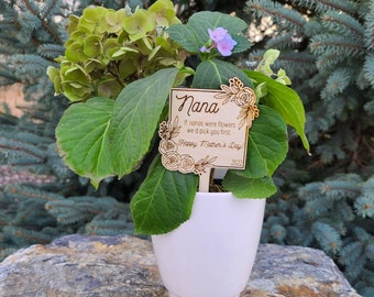 Mother's Day Wood Flower Plant Stakes, Mother's Day Card, Personalized Gift Mom, Nana, Grandma, Gift for Mom