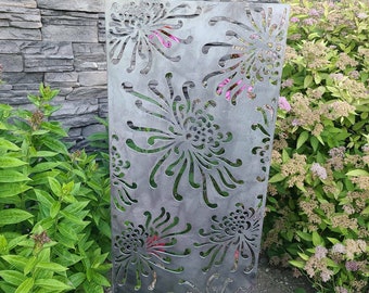 Metal Flower Privacy Garden Panel Screen, Rusty Mum Garden Wall Art, Garden Trellis, Backyard Wall Art Panel