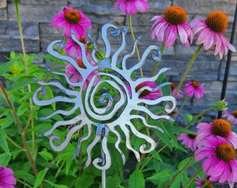 Metal Sun Swirl Garden Stake, Rusty, Yard art, Metal Sun Swirl, Garden Gift, Metal Sun Decor