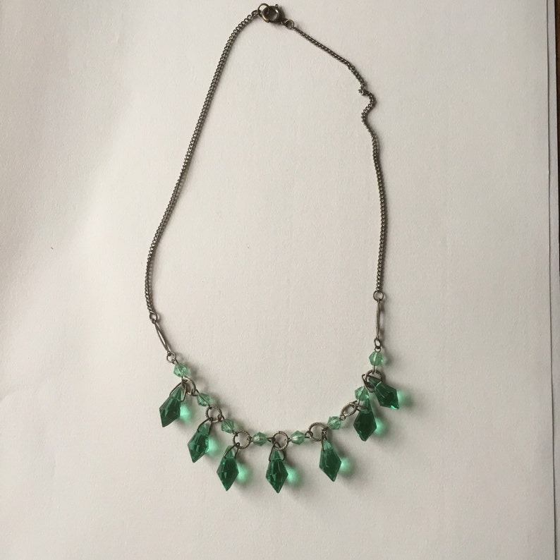Silver Tone 1930s Costume Jewelry Vintage Art Deco Emerald Green Glass Bib Necklace