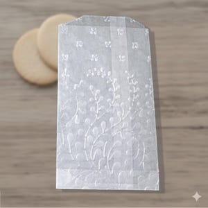 Embossed Floral Glassine Favor Bags for Weddings, Parties, Gifts & Journaling - Set of 20