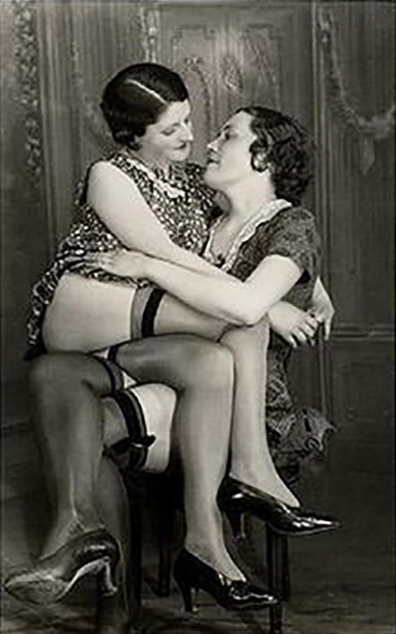 Vintage lingerie lesbians