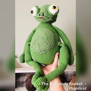 CROCHET FRoG, *PATTERN Only* PDf Instant Download, Digital Download, Crochet Baby Frog, Floyd the Frog