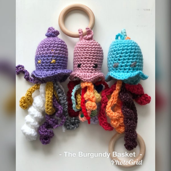 Handmade Crochet Newborn Jellyfish Rattle & Booties Gift Set – Baby Shower Gift main image 1