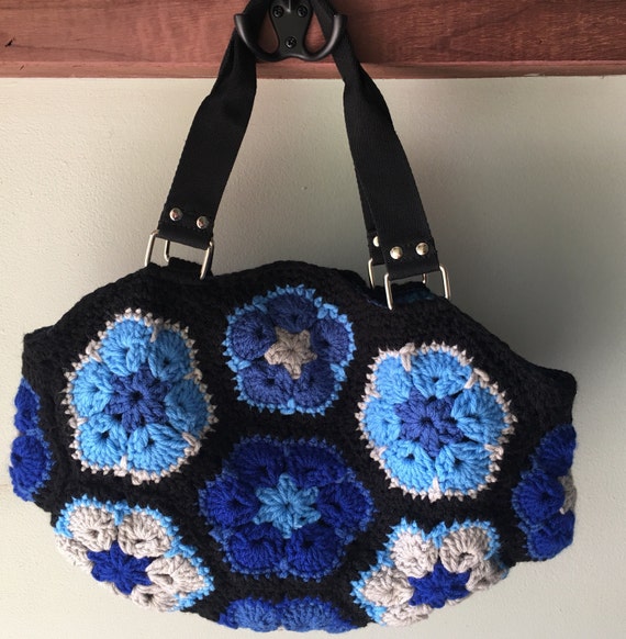 EASY!! How To Line A Crochet Bag | Crochet Bag Liner | Crocheting A Bag |  Market Bag Lining - YouTube