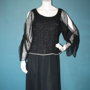 R M Richards Gown