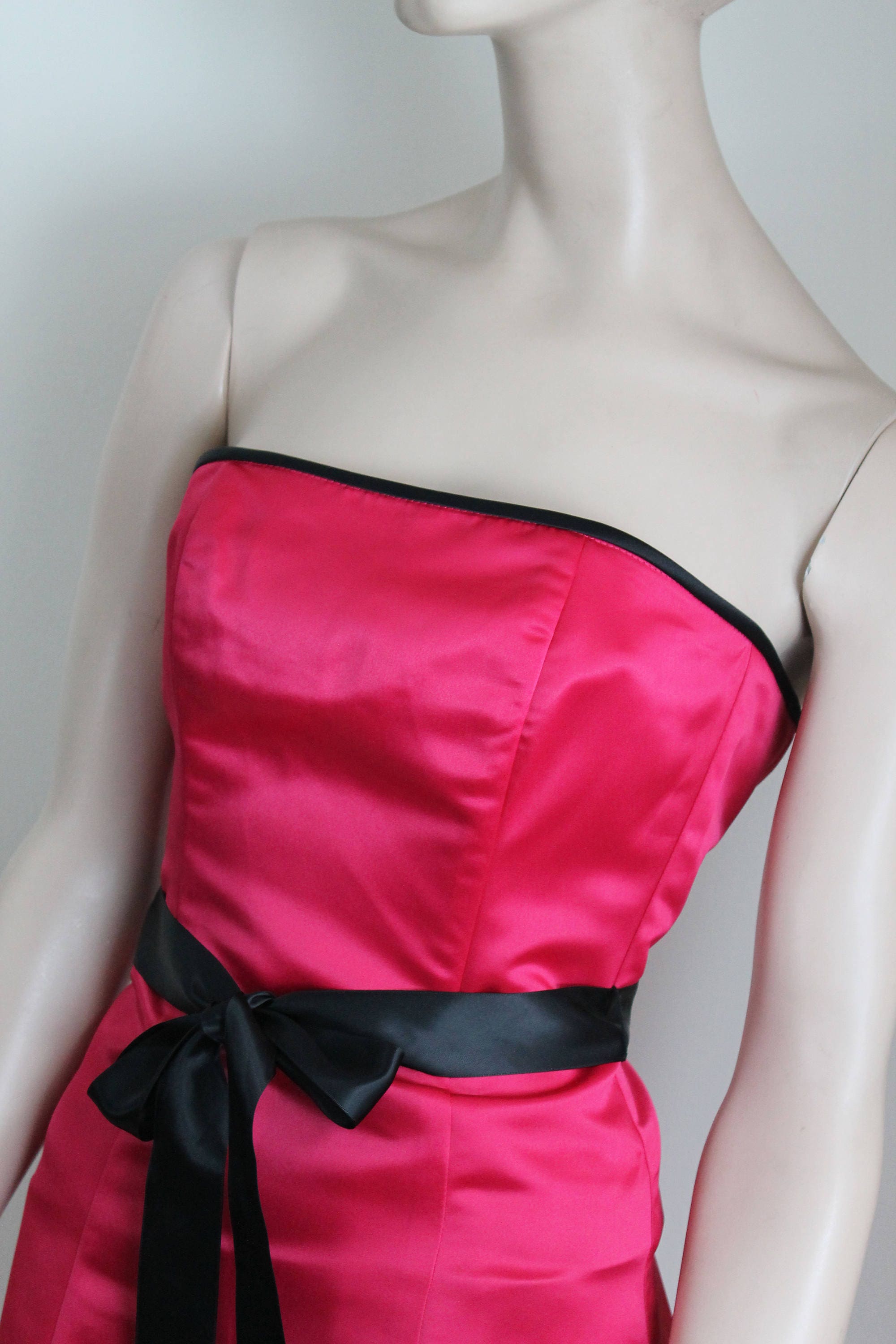 jessica mcclintock pink satin dress rhinestone strapless Vintage Fuchsia Satin Strapless Dress Jessica Mcclintock for Gunne Sax Size  1 2