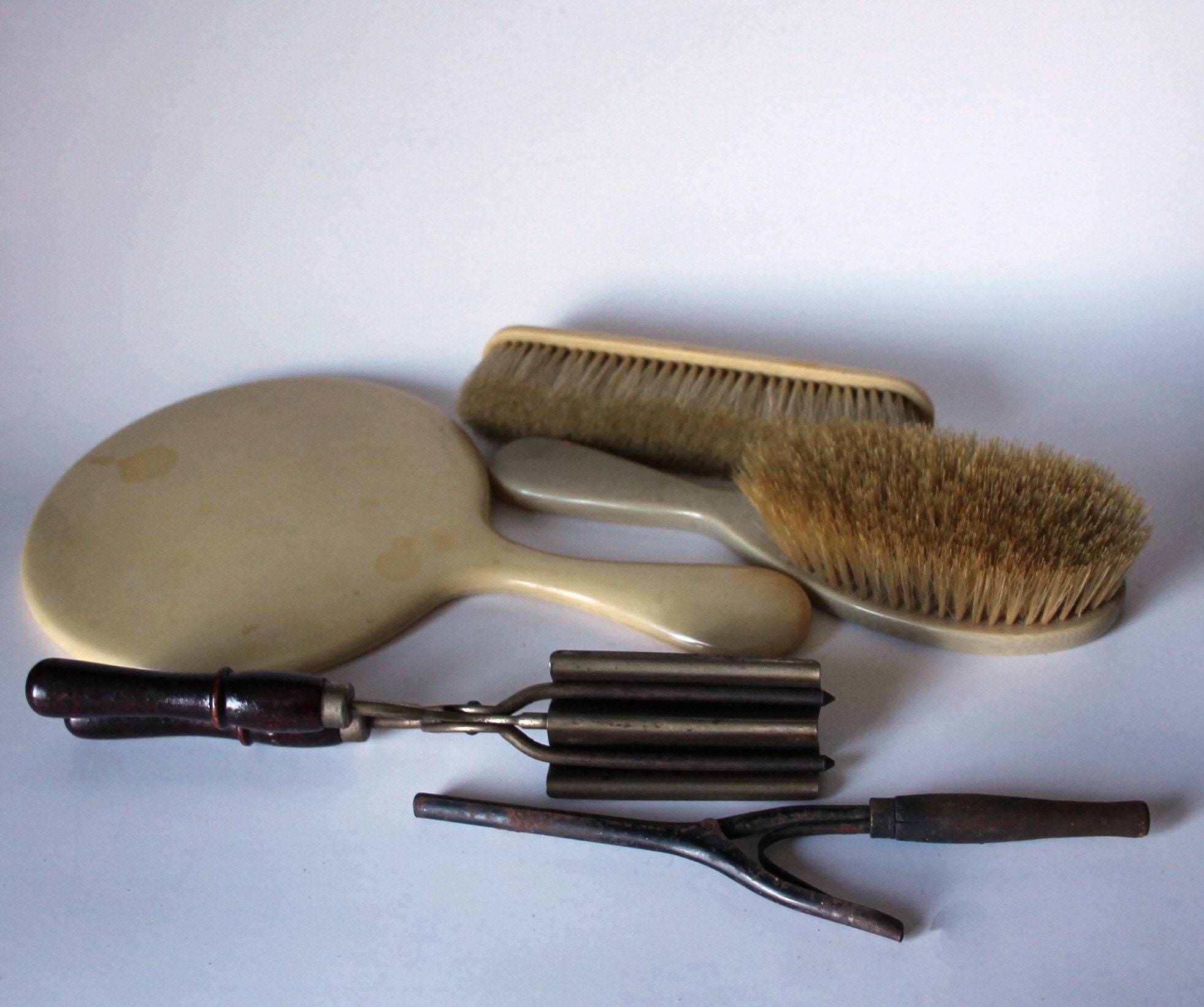 ヴィンテージ化粧台セット セルロイド製 ミラーブラシ カーリング 圧着