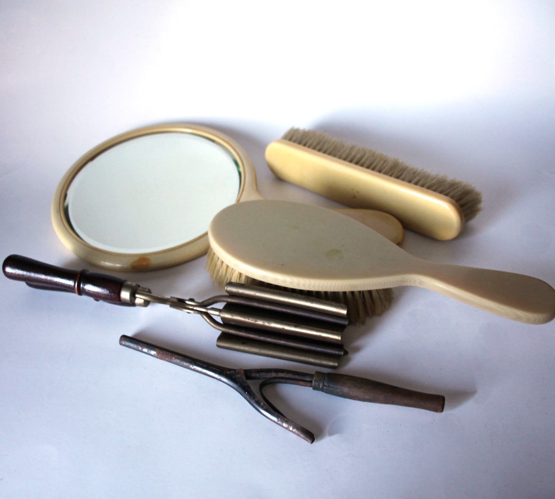 英国　ヴィンテージ　手鏡　ブラシ il_1080xN.5851379664_nstd.jpg