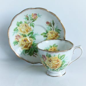 Royal Albert Teacup and Saucer Tea Rose Pattern Circa 1940&#39;s