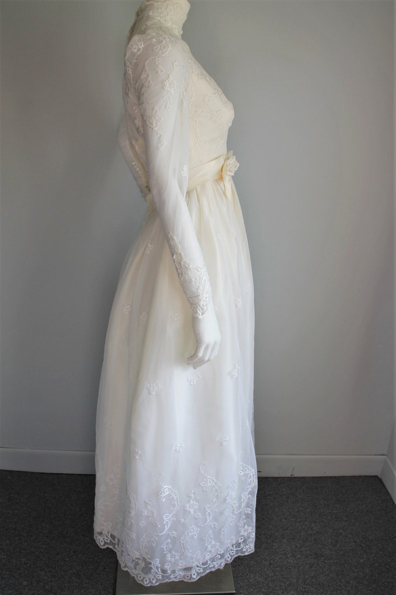 House of Bianchi Size Small Vintage Wedding Dress