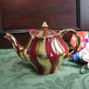 Arthur Wood Teapot Burgundy Gold Prince Shape 4412