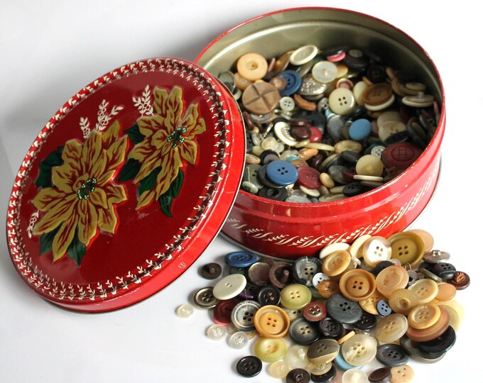 Grandma's Button Box Vintage Lot - Etsy