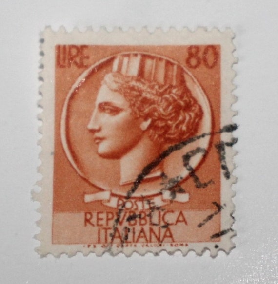 ITALIE - 50 DIFFÉRENTS TIMBRES - ITALIE