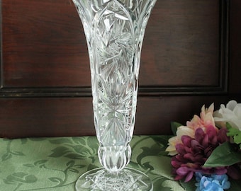 Large Crystal Trumpet Vase Star Pinwheel Pattern