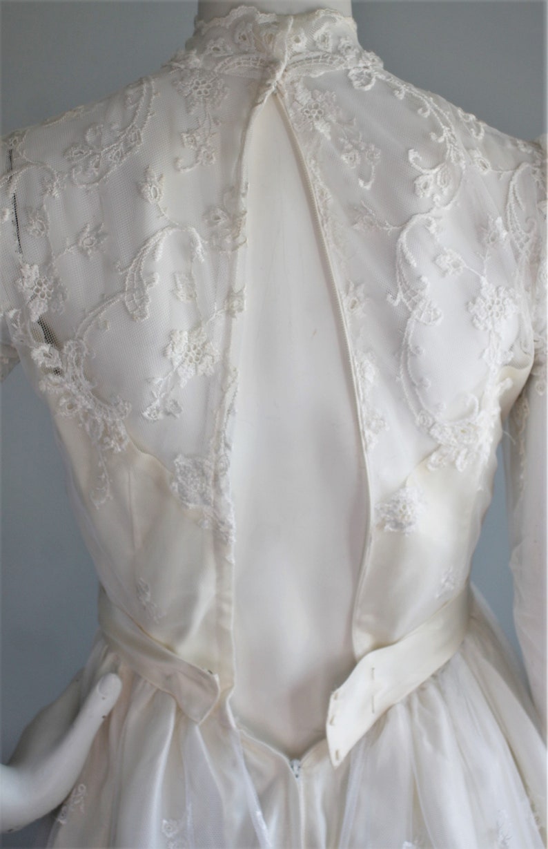 House of Bianchi Size Small Vintage Wedding Dress