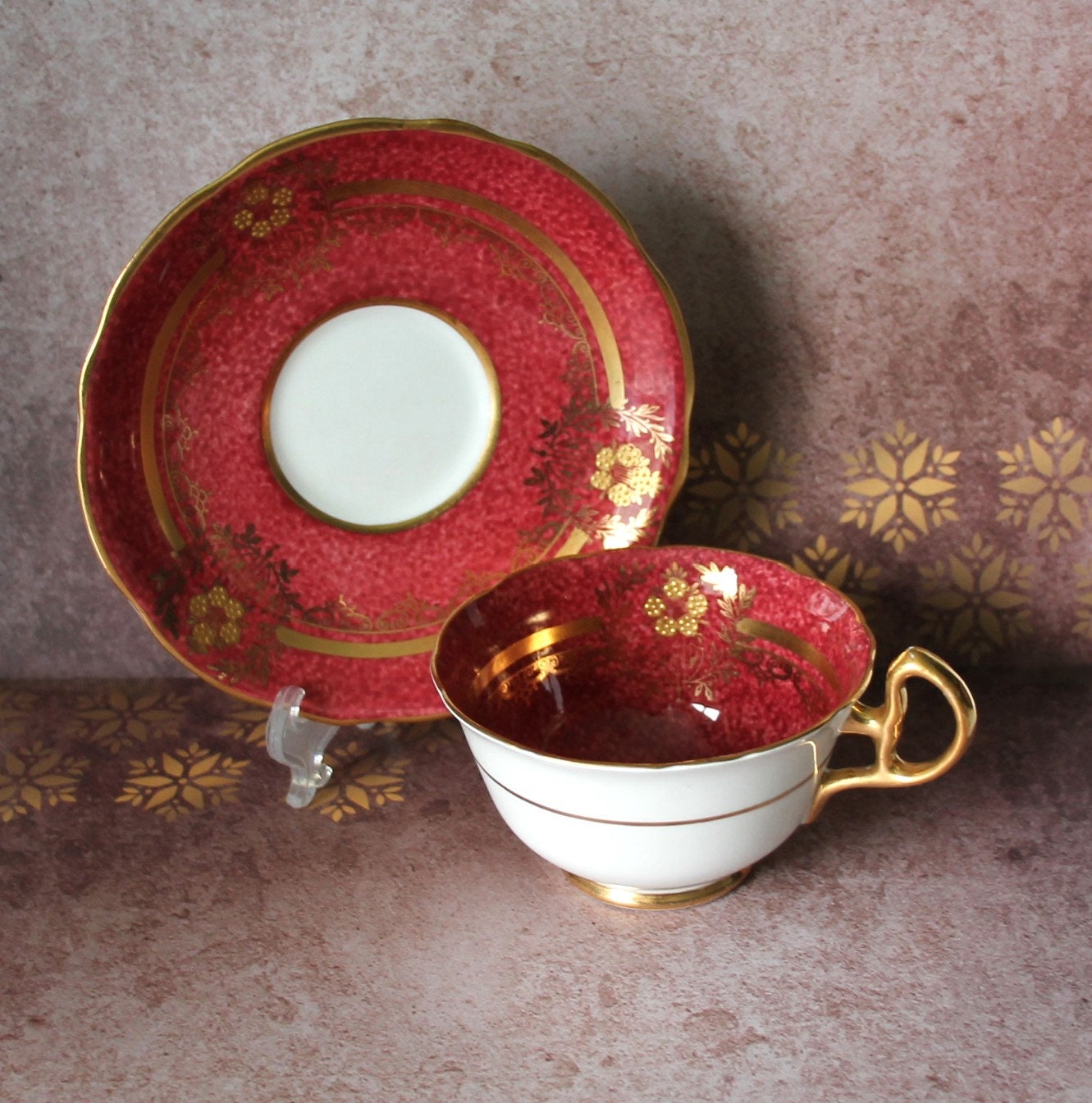 ロイヤルスタッフォード ティーカップ＆ソーサー パターン7229