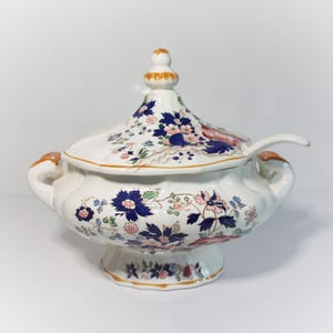 Grote terrine Royal Sealy jaren 70 landelijk bloemenpatroon