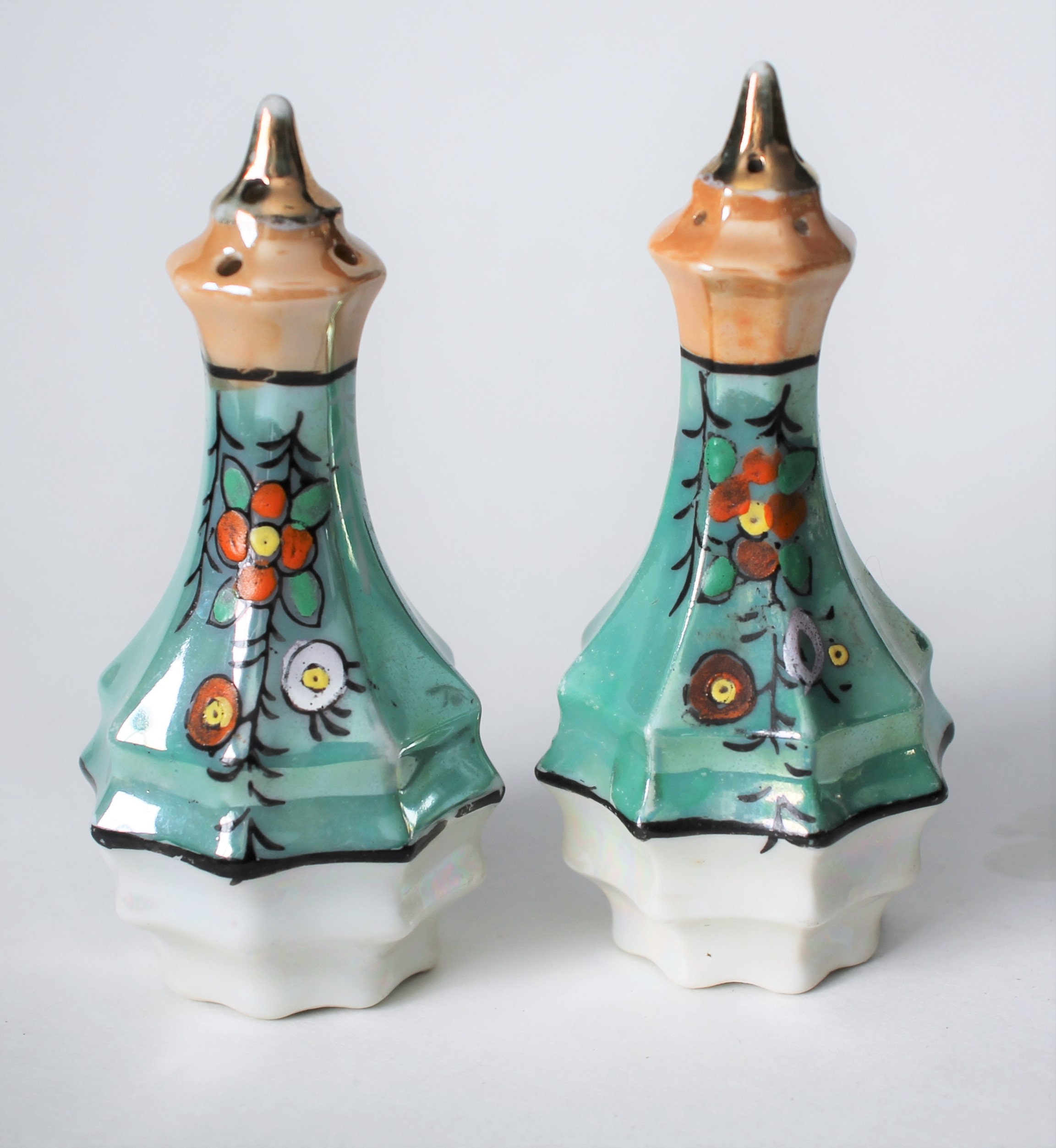 Cruet Salt and Pepper Set with Tray Green Lusterware Vintage Etsy Cruet Salt and Pepper Set with Tray Green Lusterware Vintage Etsy