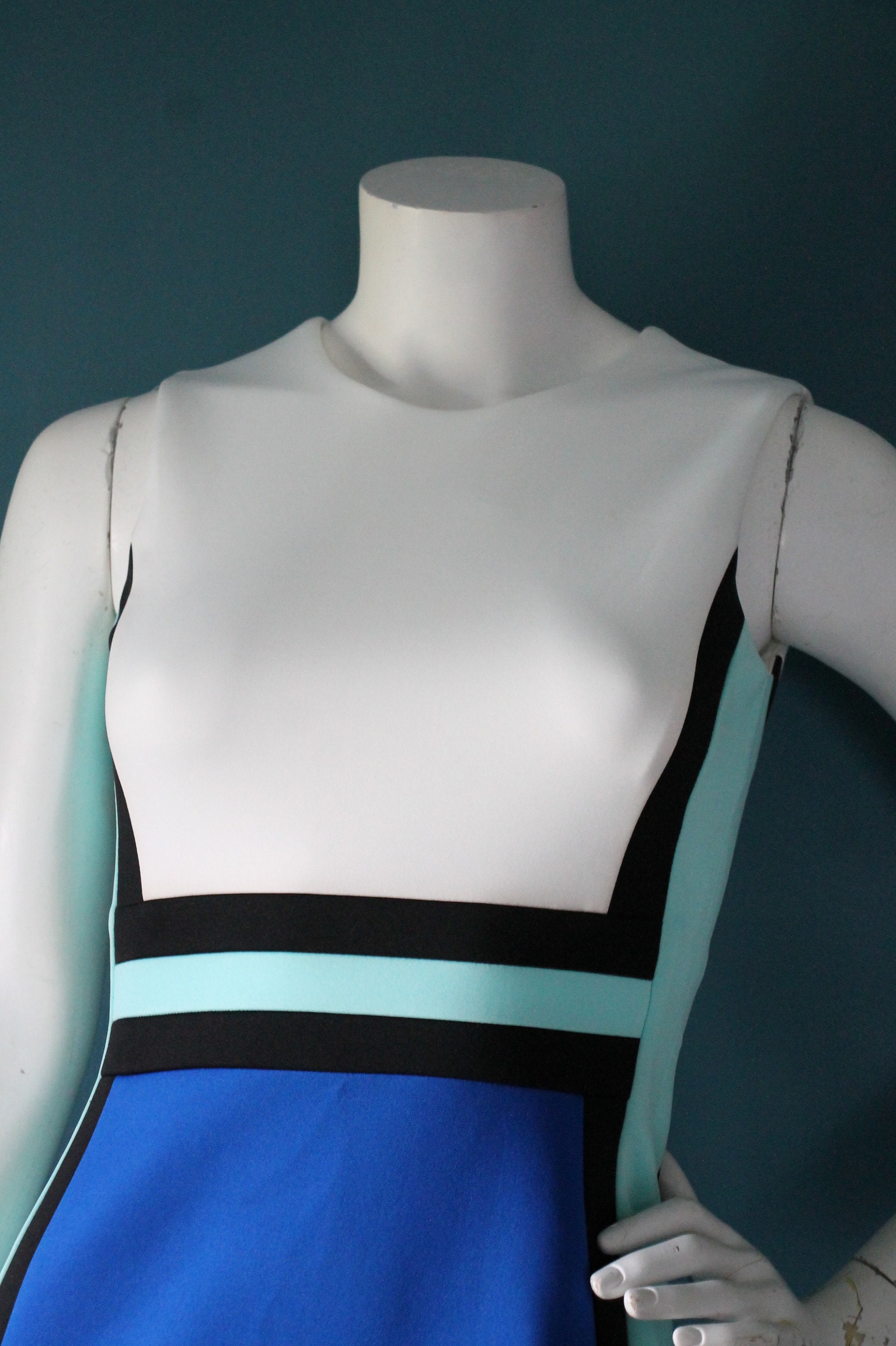 calvin klein blue white dress Blue White Body Con Dress Calvin Klein Size 2 Sleeveless