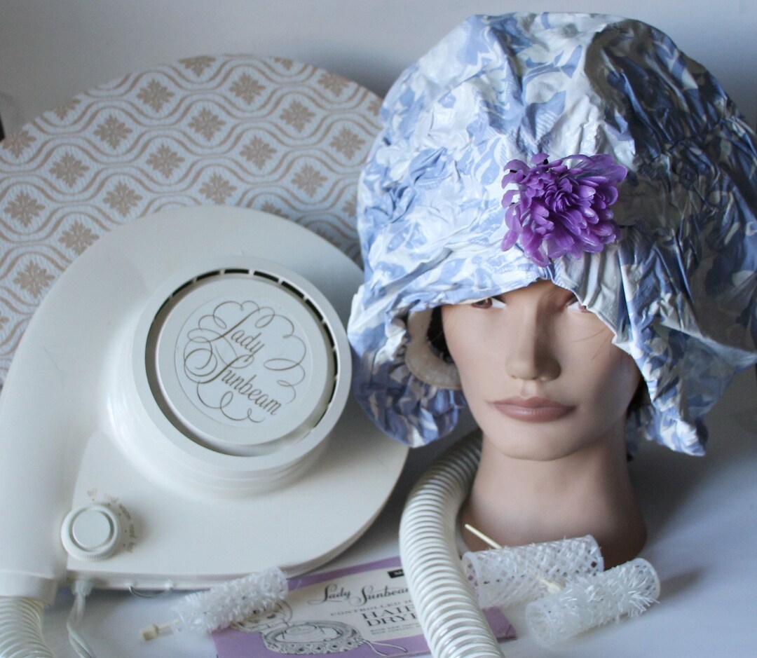 Vintage Portable Hair Dryer Lady Sunbeam HD 18A With Accessories and