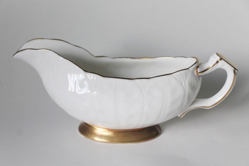 Aynsley Golden Crocus Sauce Boat