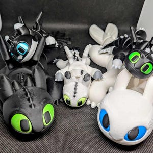 STURDY 3D Printed How To Train Your Dragon flexis, Toothless, Light Fury, Nightlights, Nightmare, articulating, toy, gift, fidget