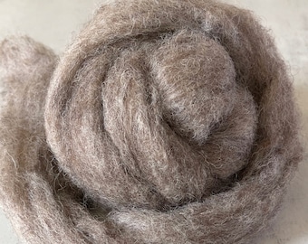 2oz Carded Corriedale in Gray, Wool Roving for Needle Felting