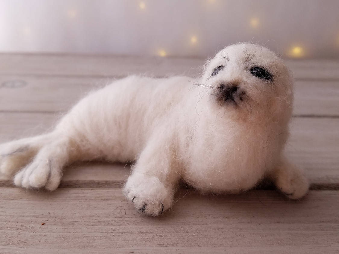 Cría de foca arpa hecha a mano con fieltro de aguja - Hecho a pedido - Etsy  México, image size:1125x842