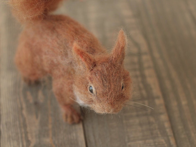 Needle Felted Red Squirrel Made to Order zdjęcie 6