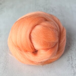 2oz Peaches Merino Wool Roving, Needle Felting Wool, Peach color Merino Top, Wool for Needle Felting