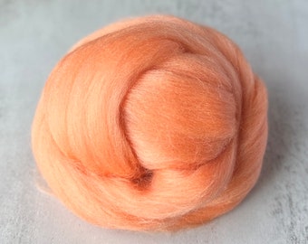 2oz Peaches Merino Wool Roving, Needle Felting Wool, Peach color Merino Top, Wool for Needle Felting