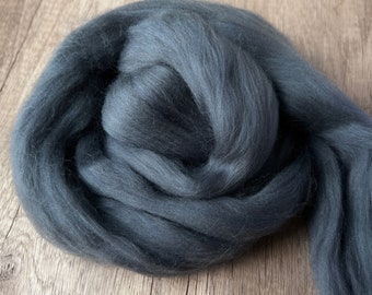 2oz Kestrel Merino Wool Roving, Needle Felting Wool, Gray Merino Top, Wool for Needle Felting