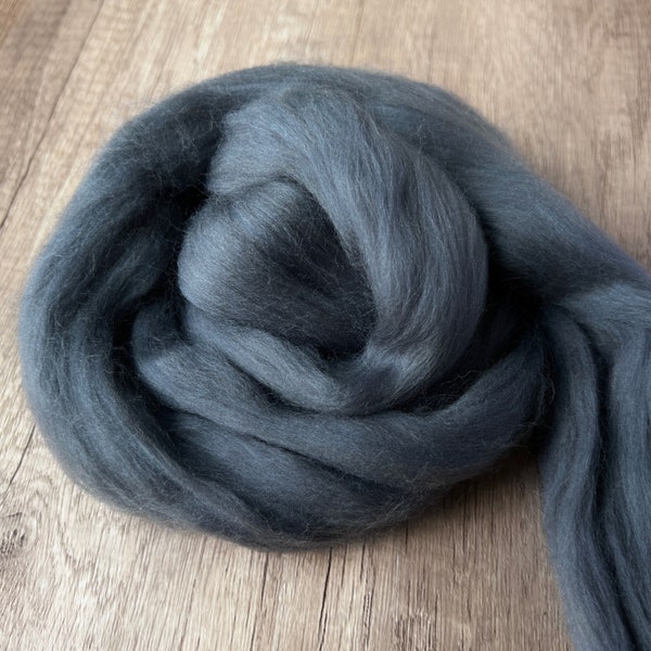 2oz Kestrel Merino Wool Roving, Needle Felting Wool, Gray Merino Top, Wool for Needle Felting