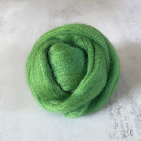 2oz Moss Merino Wool Roving, Needle Felting Wool, Green Merino Top, Wool  for Needle Felting 