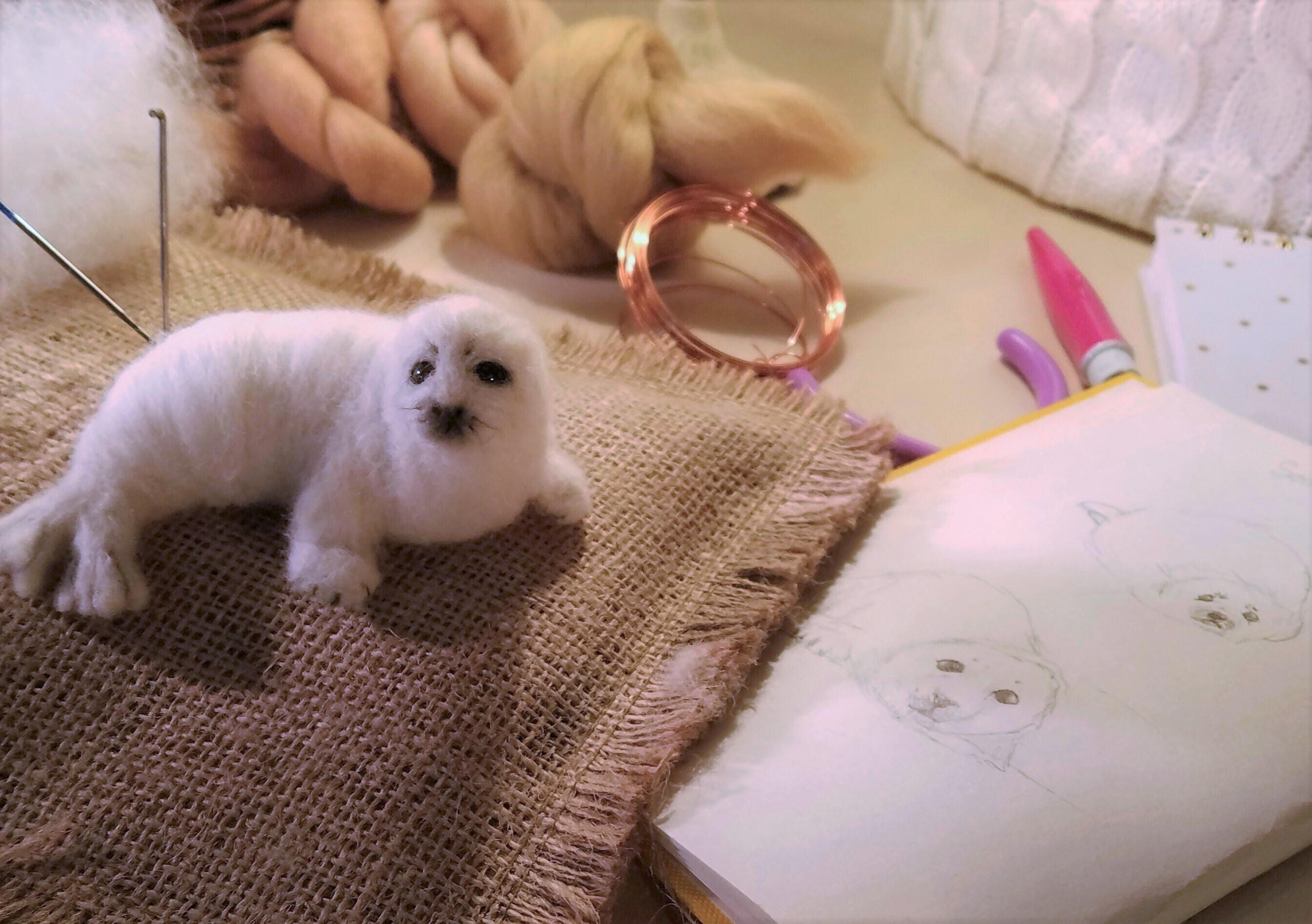 Figura de Foca Arpa: Navegando las Aguas Gélidas | ToyMany, image size:2689x1895