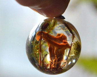 mushroom pendant necklace resin Nature botanical jewelry forest gift for Girlfriend, cute gift for women, garden jewelry terrarium necklace