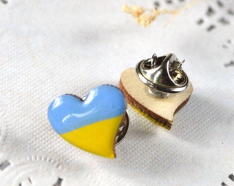 blue yellow heart pin Ukrainian flag jewelry wooden Brooch hand painted, stand with Ukraine pin Support Ukraine Gift for her, unisex Badges