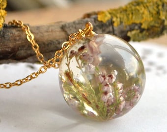 heather flowers sphere pendant Resin jewelry pressed flower necklace Garden gift mom floral pendant, women gift plant jewelry nature lover