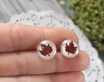 maple Leaf stud earrings Red tiny post resin Autumn jewelry Handmade boho, Canada symbol cute little earrings Nature lover Gift idea for her