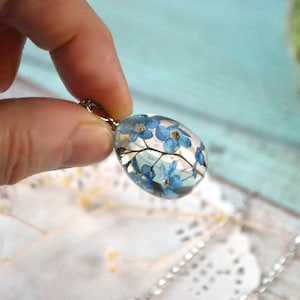 dry forget me not pendant necklaces egg, real blue flowers resin jewelry Easter gift for women sympathy gift for her floral best friend gift