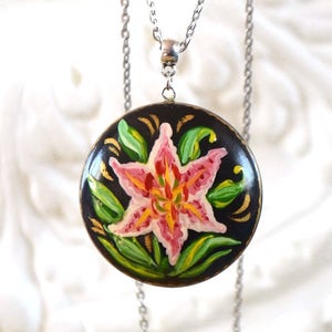 Lily flower necklace pendant Oil painting Unique gift for sister, gift for wife statement necklace ethnic delicate Jewelry nature inspired
