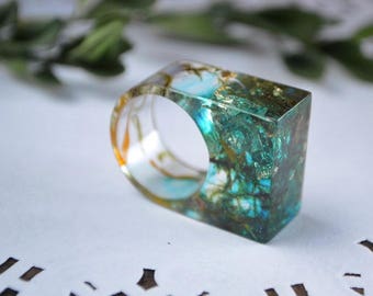 resin ring for women birthday gift for her, clear statement ring green forest moss resin jewelry pressed flower nature lover gift for girl