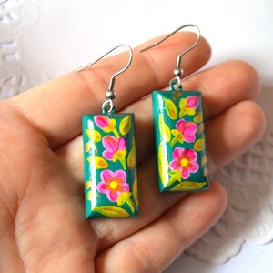 dangle earrings emerald green jewelry floral gift ideas for women handmade jewelry Girl gift for sister, pink flower earrings paint folk art