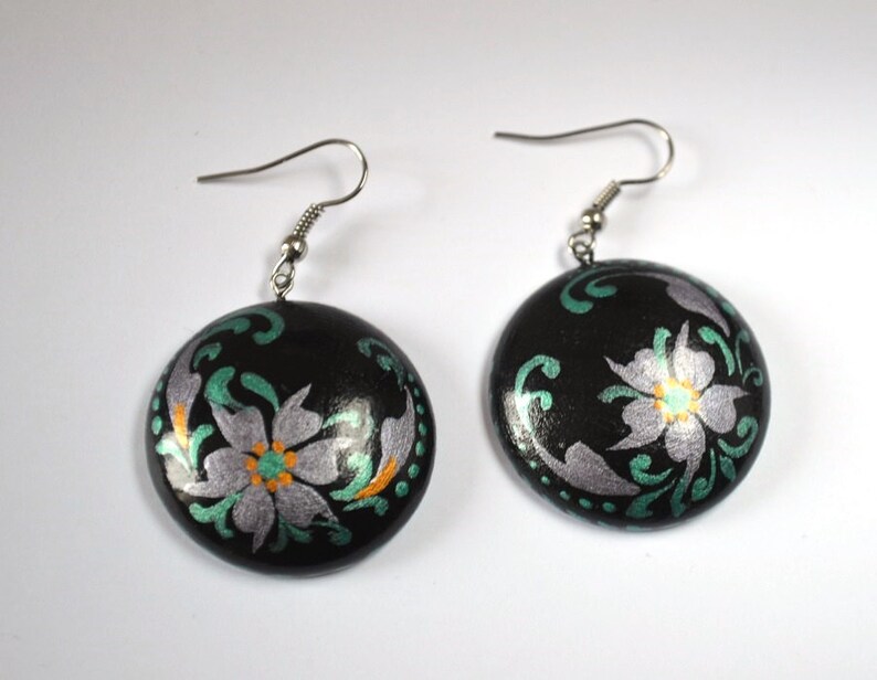 black earrings holiday gift for her mother gift for women romantic Jewelry boho style chic jewelry classic jewelry romantic Jewelry floral