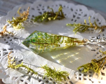 Collier fée pendentif cristal vert résine bijoux forêt mousse cadeau terrarium pour ami, collier de fleurs pressées cadeau nature pour soeur