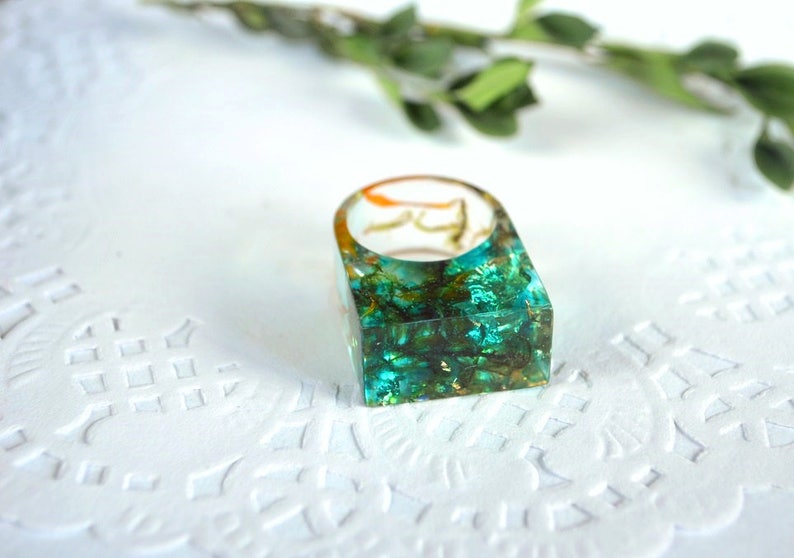 resin ring for women birthday gift for her, clear statement ring green forest moss resin jewelry pressed flower nature lover gift for girl image 4