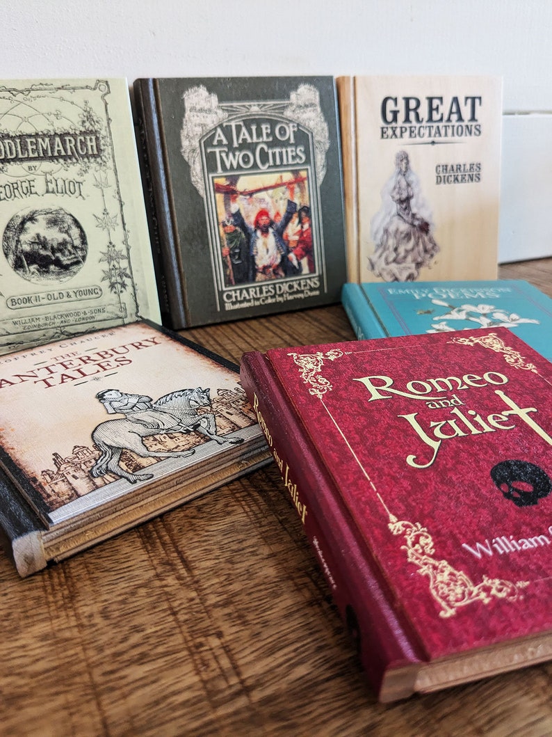 Romeo and Juliet book coasters shows in detail how the color curves over from the cover to the spine. The detail of the book spine and simulated pages can be seen on the canterbury tales.